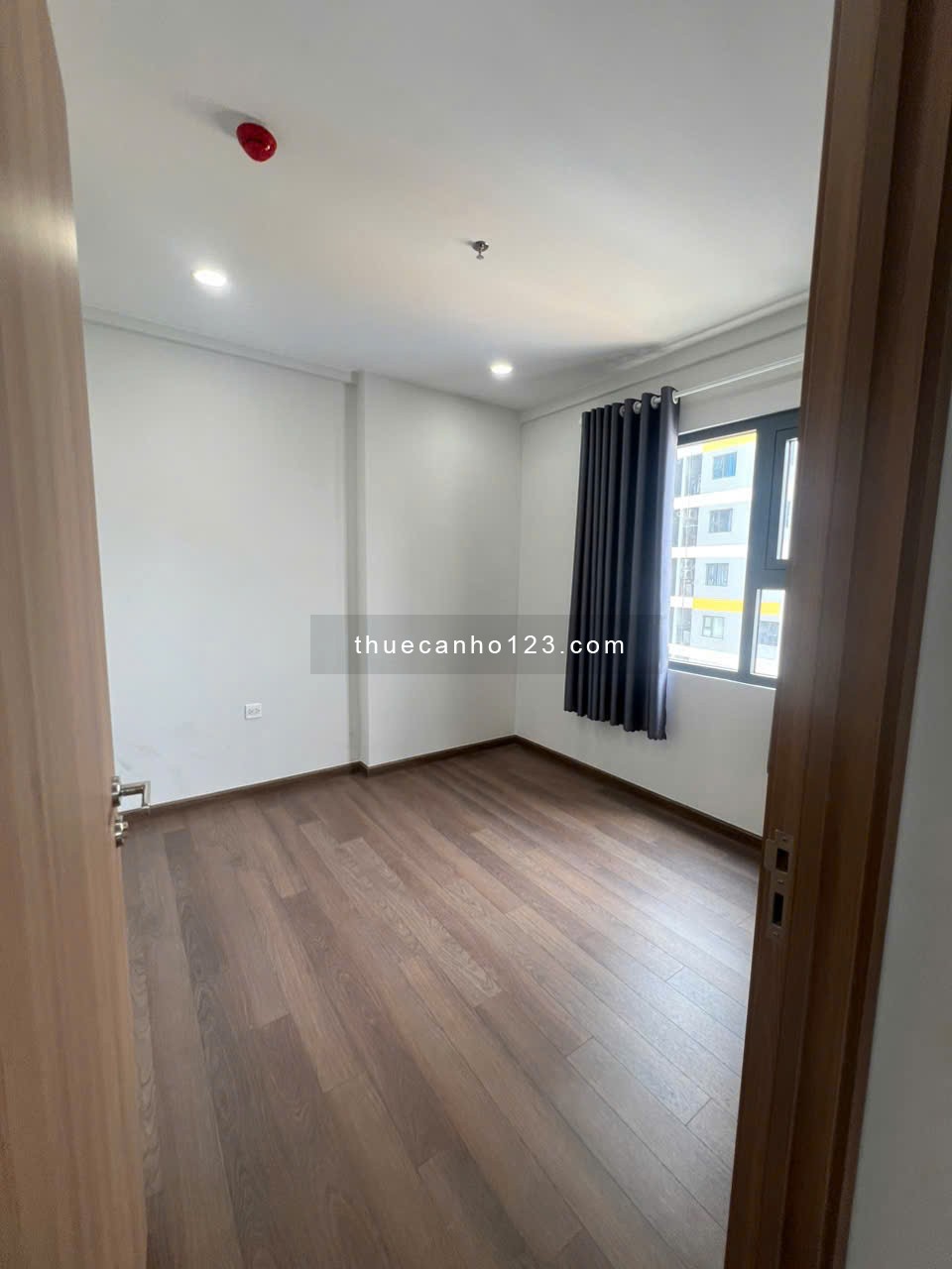 Căn hộ 1PN nội thất cơ bản giá 4 triệu - Ảnh 1