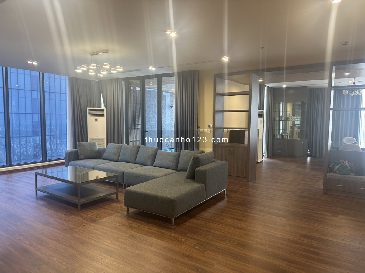 Cho thuê căn hộ 3PN Royal City – Tòa R6 - Ảnh 1