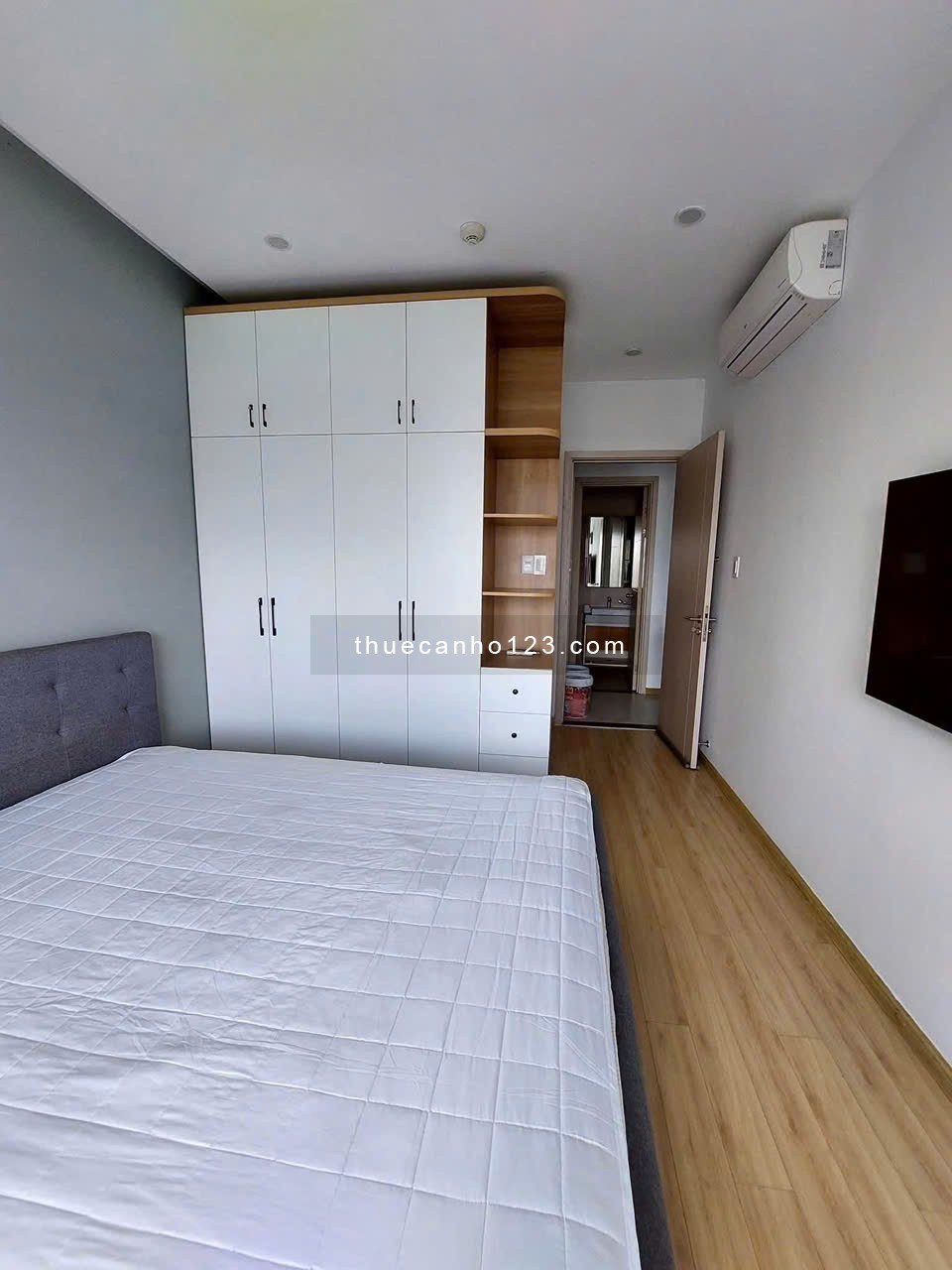 Chung cư Carillon 3, Hoàng Hoa Thám, TB: 65m2, 2p ngủ, NTCB, 12tr/th - Ảnh 4