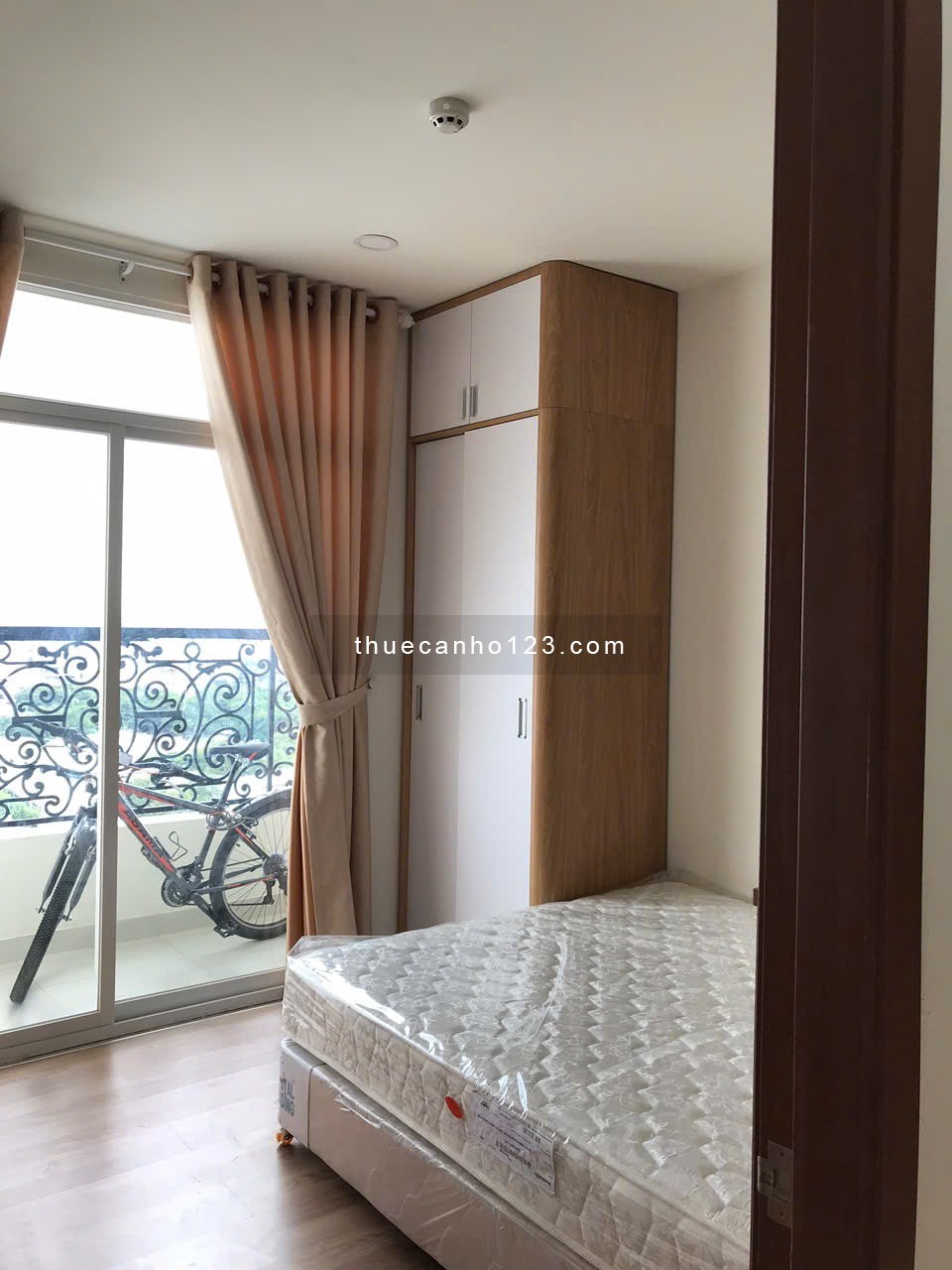 Cho thuê chung cư Grand Riverside - 105m2 3pn2wc - View Bitexco - Giá 24tr - Ảnh 5