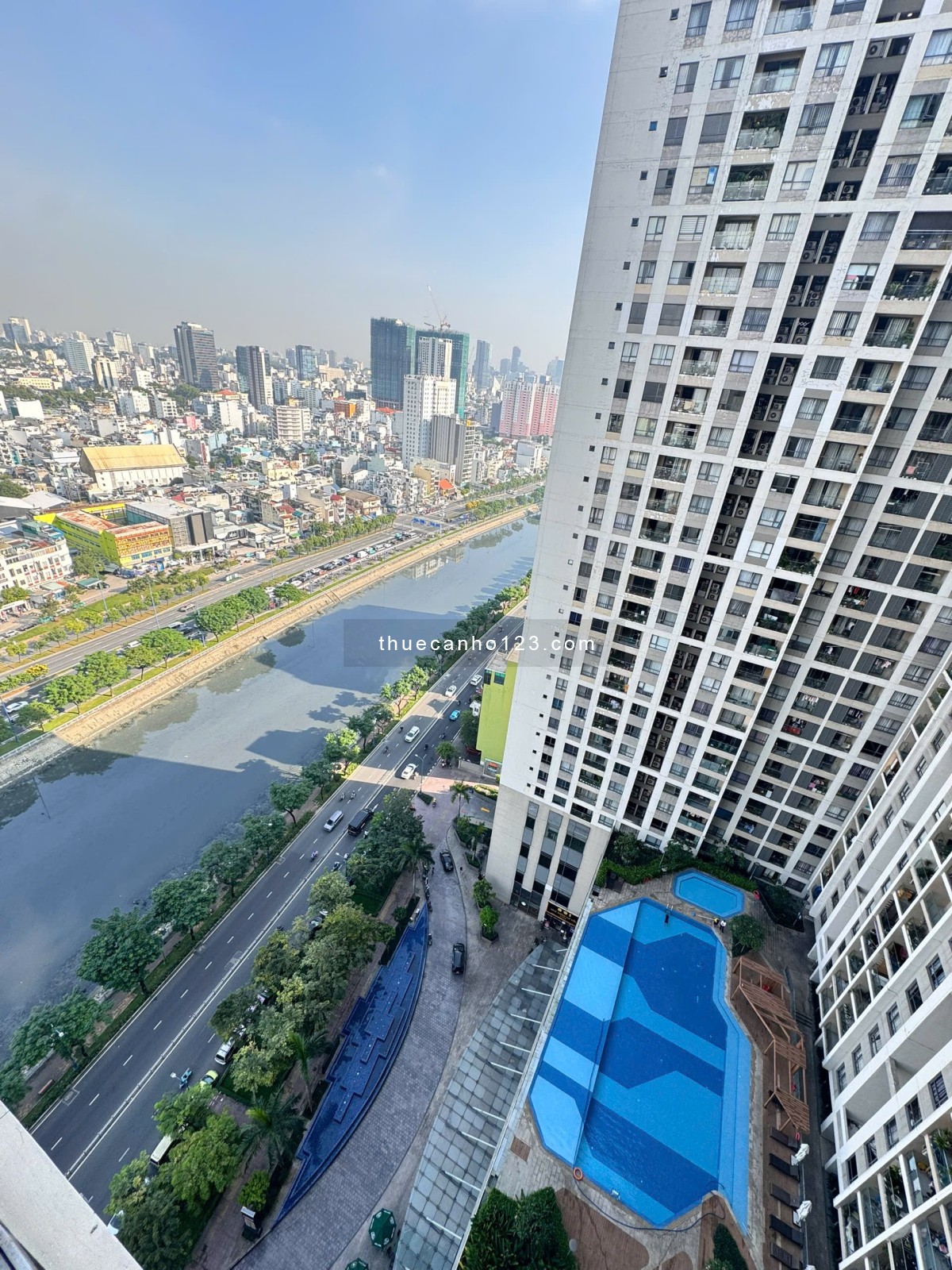 Cho thuê chung cư Gold View - 100m2 3pn2wc - Giá 25tr - Ảnh 4