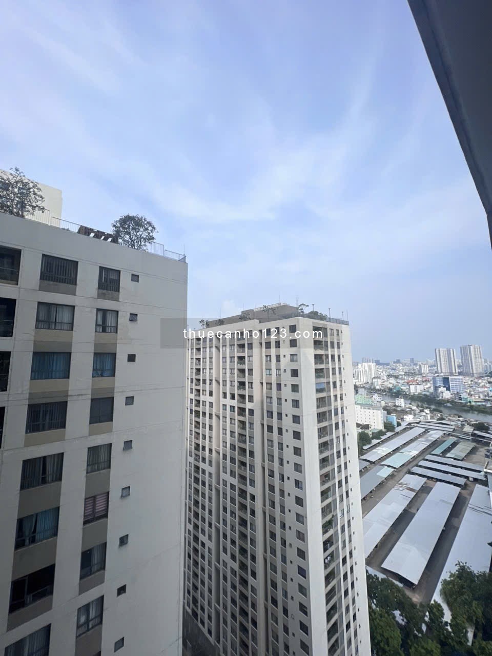 Cho thuê chung cư Gold View - 80m2 3pn2wc - Giá 18tr - Ảnh 4