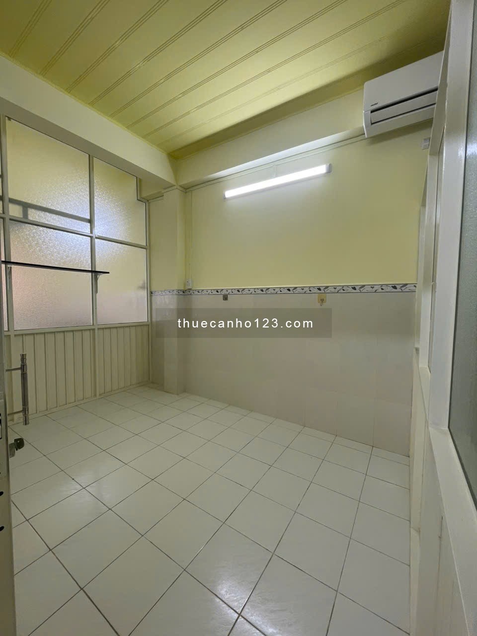 Cần cho thuê gấp chung cư Bình Phú đường số 32 Quận 6 - Ảnh 4