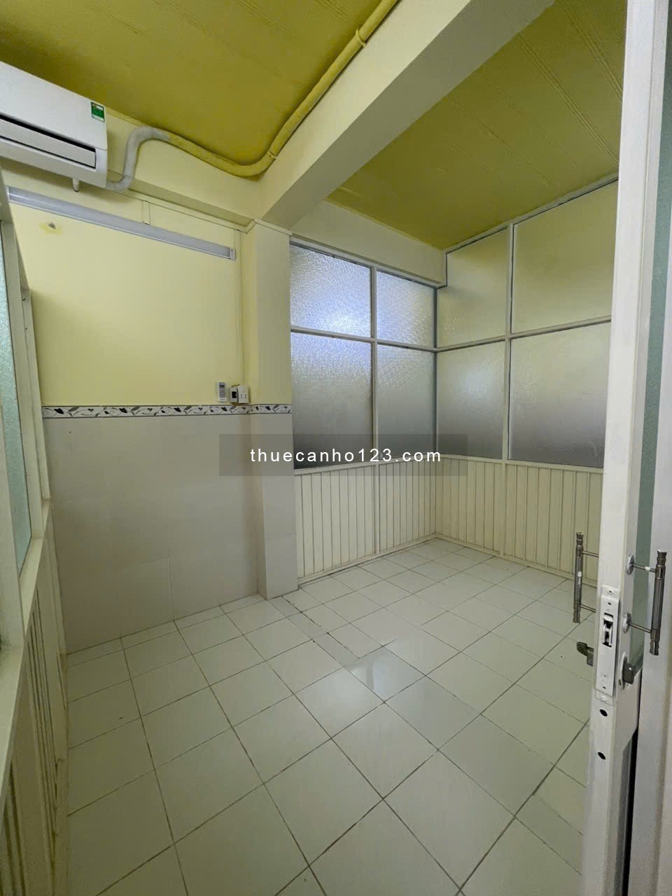 Cần cho thuê gấp chung cư Bình Phú đường số 32 Quận 6 - Ảnh 2
