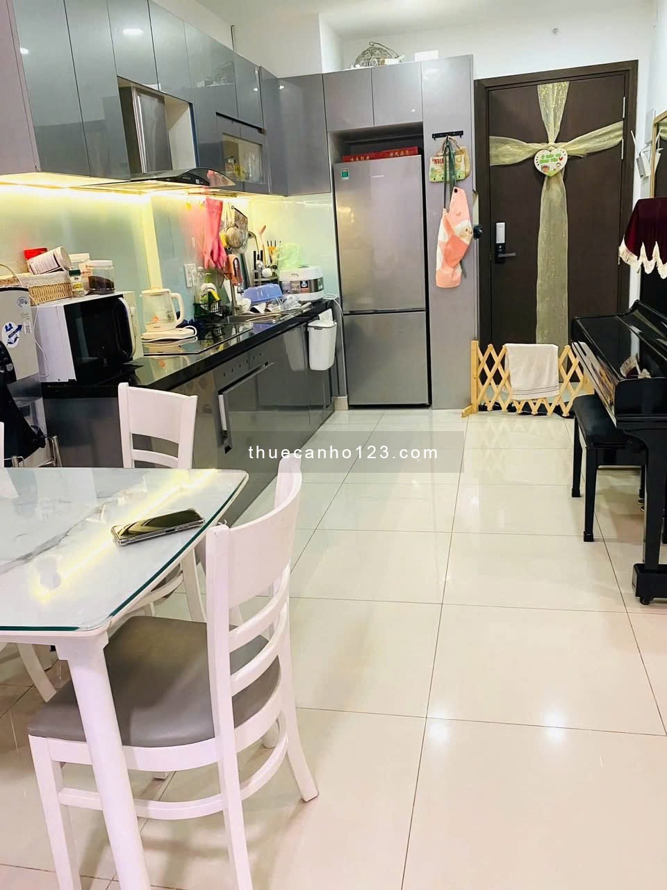 Cho thuê chung cư Carillo 3 Đ. Hoàng Hoa Thám, 72m2 giá 11 tr/th full nội thất. - Ảnh 1