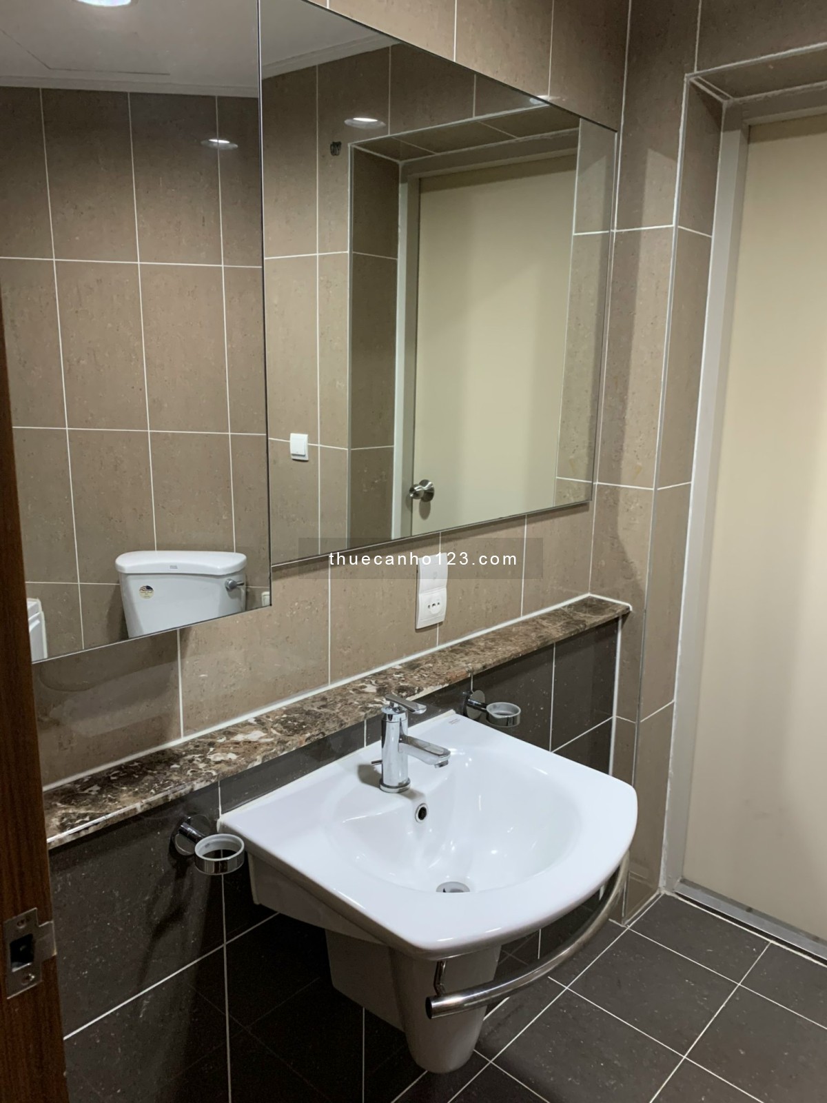 Cần cho thuê 3PN 2WC Imperia An Phú 131m2 nội thất cơ bản chỉ 25 triệu/tháng giữ keys xem nhà 24/7 - Ảnh 6