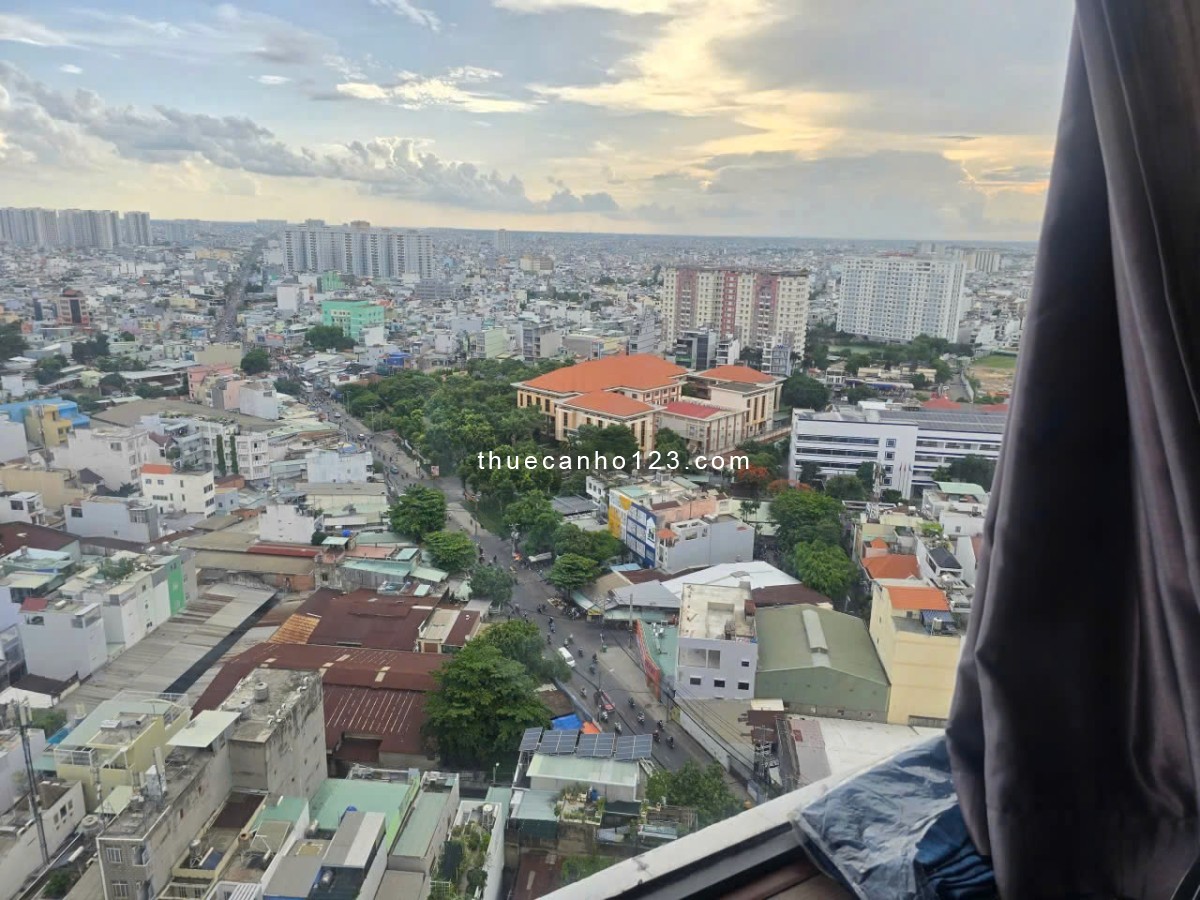 Cho thuê C/c Resgreen Tower 95m2 nội thất cơ bản 3PN,2wc, giá 15 tr/th - Ảnh 1