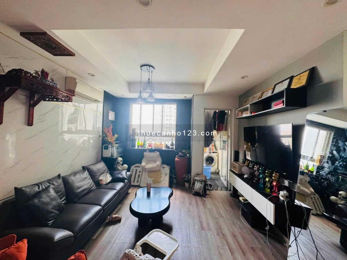 Chung cư Phú Thạnh, Nguyễn Sơn, TP: 3p ngủ, full NT, 10tr/tháng, 90m2 - Ảnh 1