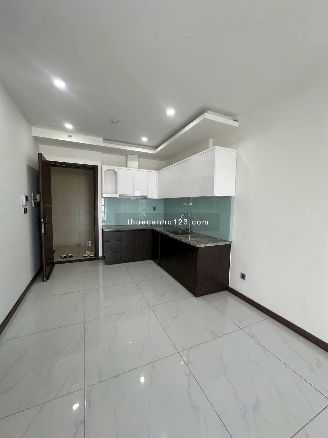 Cho thuê C/c Âu Cơ Tower, 3PN, 98m2 nhà trống, giá 10 tr/th 1/8 nhận nhà. - Ảnh 7