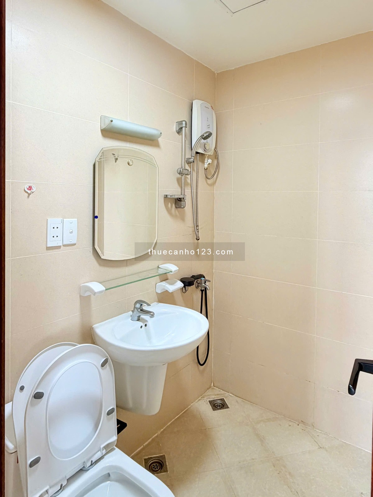 Căn 65m2 Hoàng Kim 8tr/tháng nội thất, ban công thoáng mát, an ninh - Ảnh 6