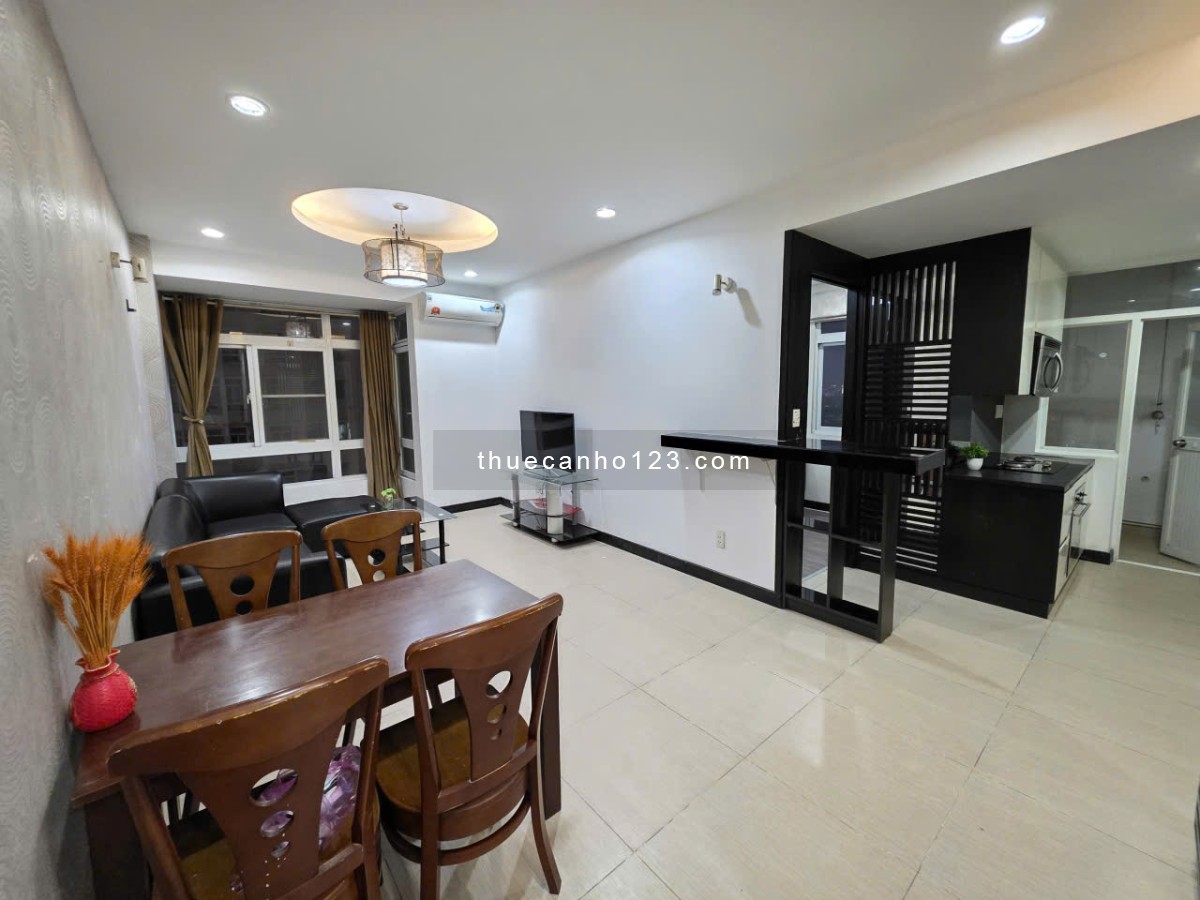 Cho thuê 3PN 2WC dt 74m góc sky garden 3 Phú Mỹ Hưng giá 15 triệu 1/8 trống - Ảnh 1
