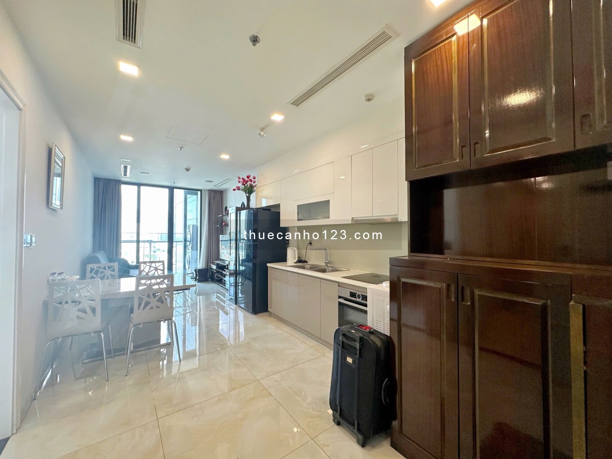 1PN View Đẹp Vinhomes Golden River – Chỉ Xách Vali Vào Ở - Ảnh 8