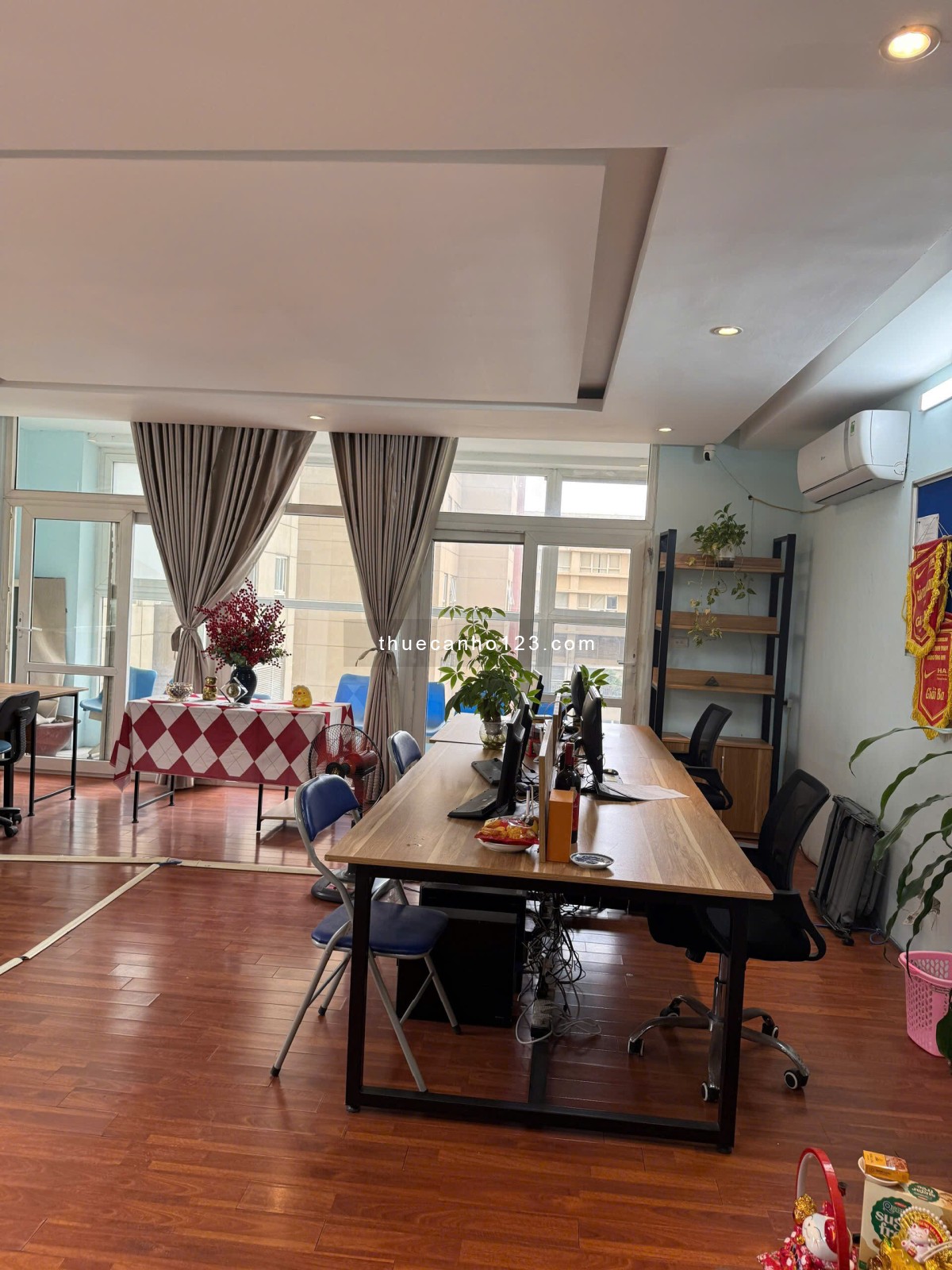 CHÍNH CHỦ CHO THUÊ CĂN HỘ CHUNG CƯ VINACONEX 1 – 289 KHUẤT DUY TIẾN 150m² - Ảnh 1