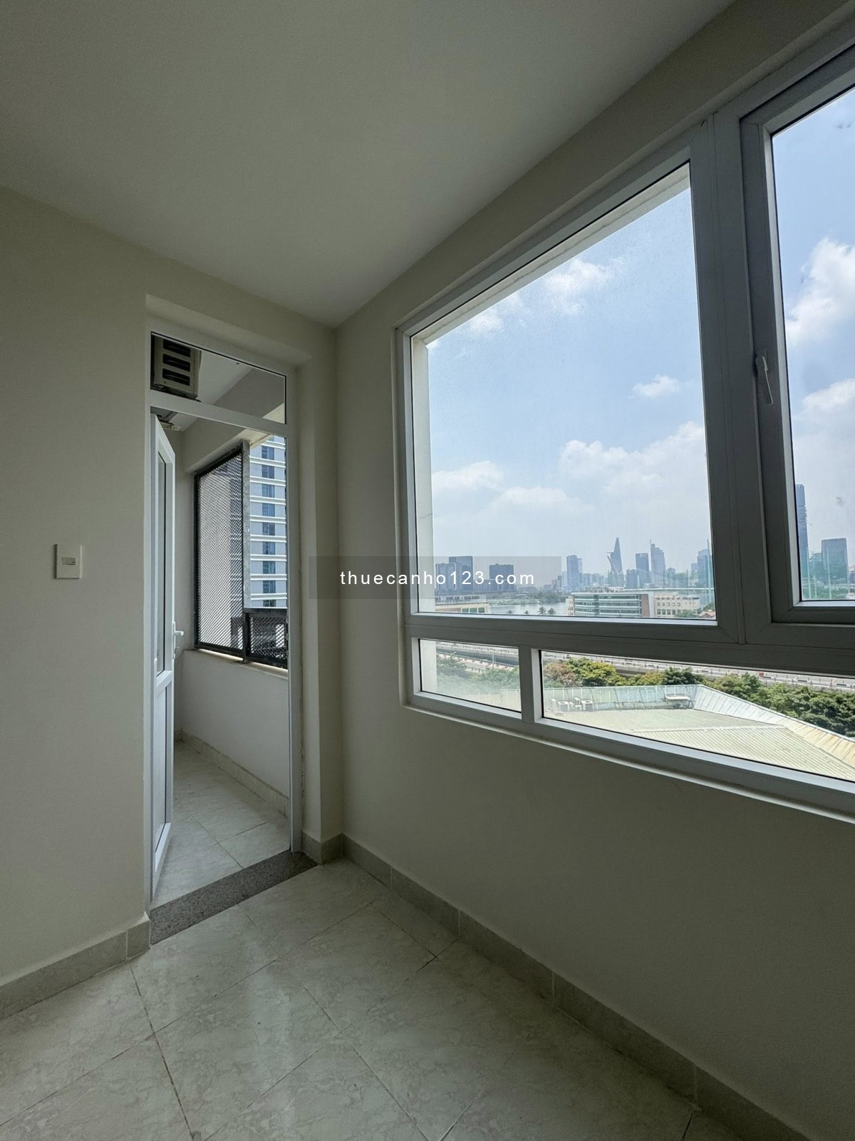Cho thuê Chung cư RẺ NHẤT trên đường Nguyễn Hữu Cảnh: RIVERSIDE 90. lh 0902257949 - Ảnh 8