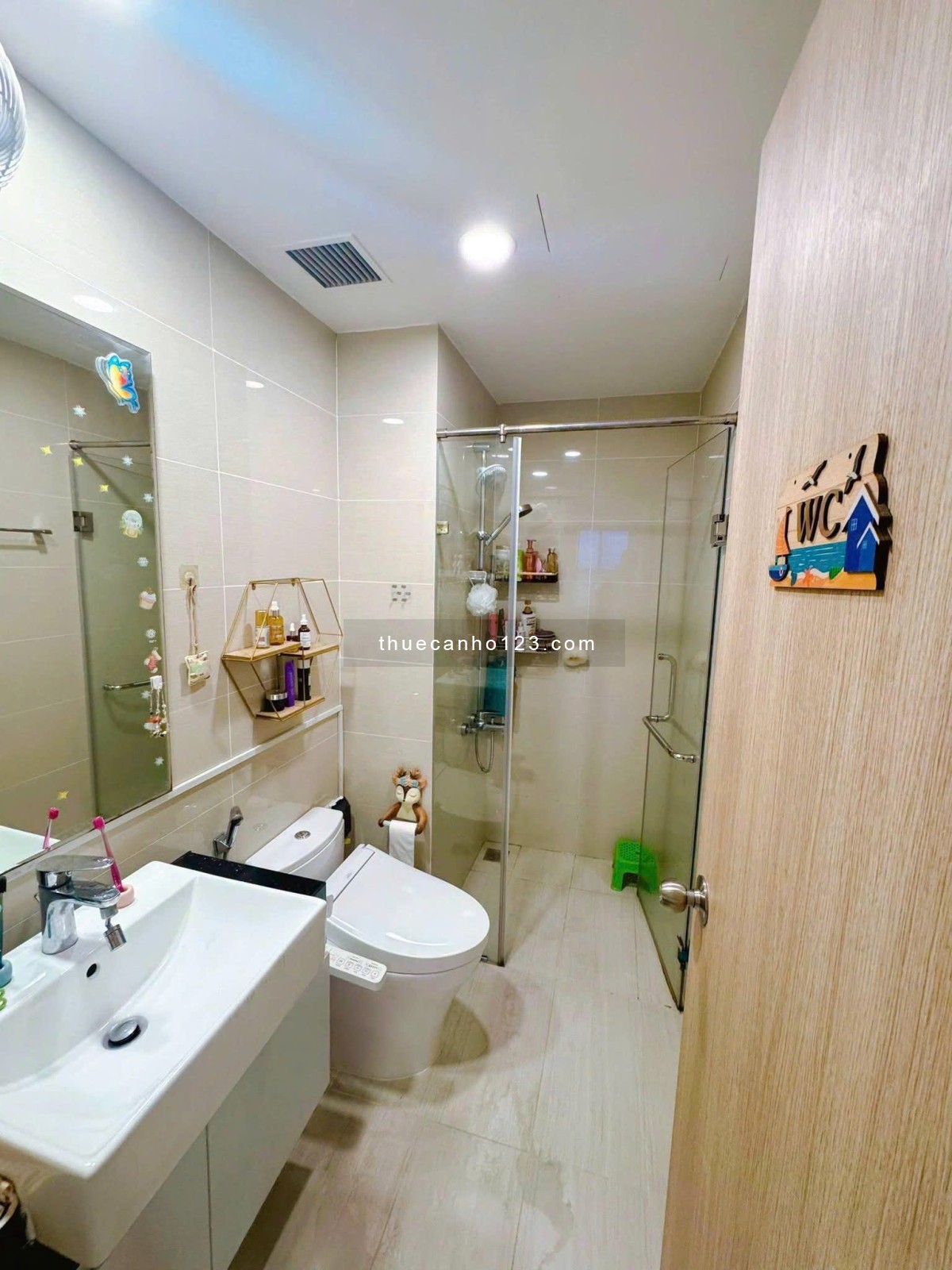 C/c Carillon 3 Hoàng Hoa Thám- 3PN full nội thất giá 16 tr/th,nhà mới Ban công thoáng. - Ảnh 2