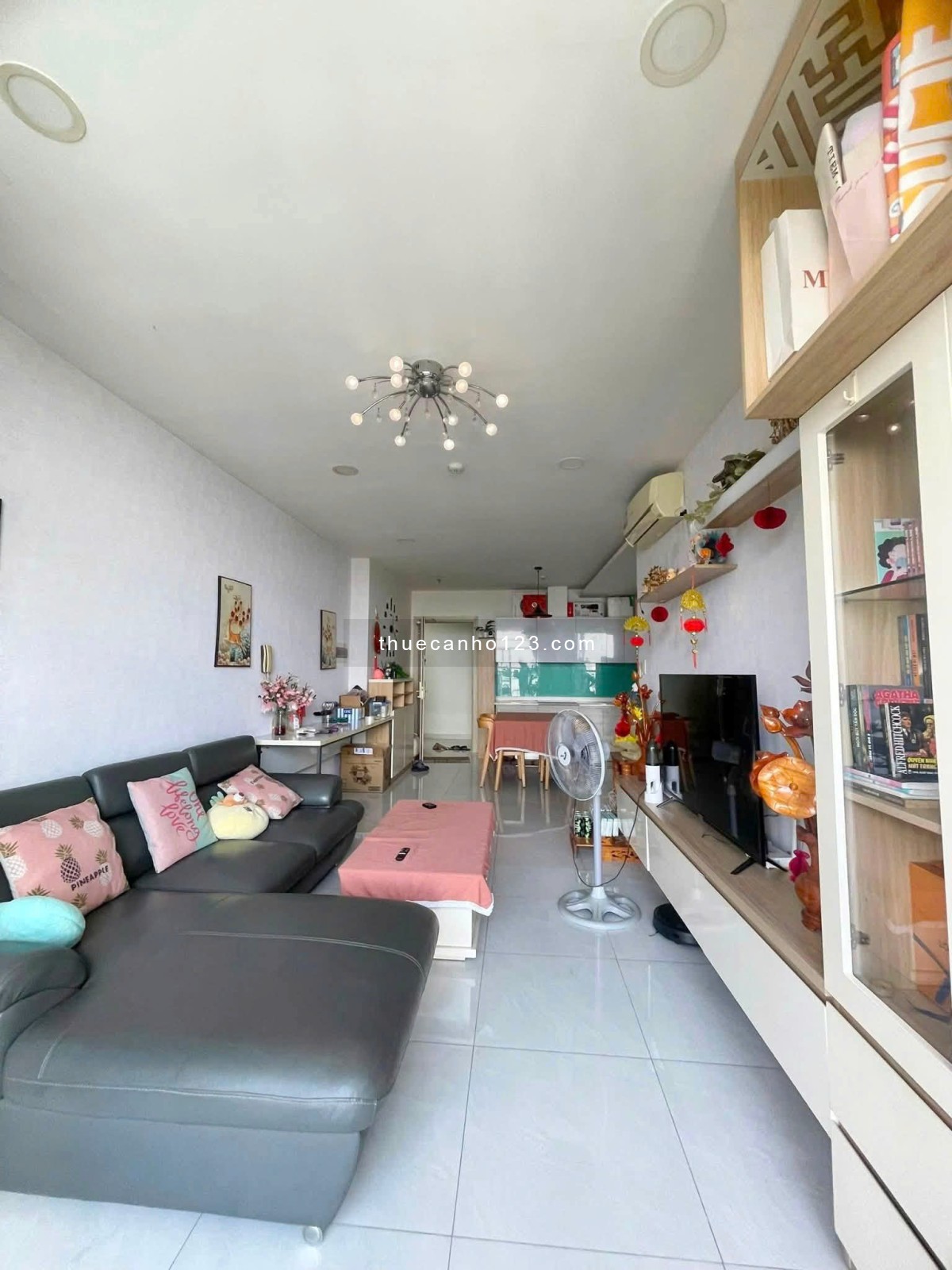 C/c Cao Cấp Resgreen Tower 3PN giá 15.5 tr/th 89m2 có sẵn nội thất - Ảnh 1