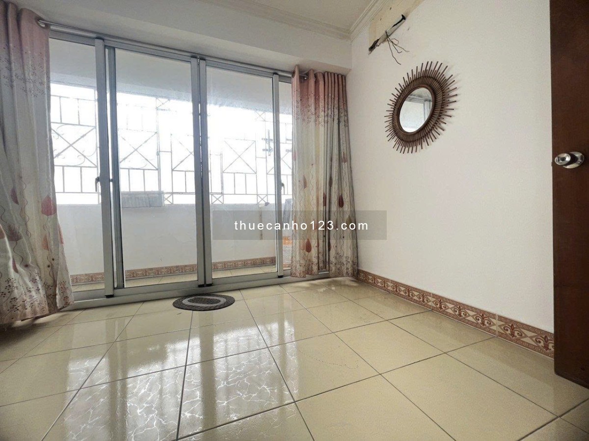 Chung cư Đặng Văn Ngữ 83m2, 2p ngủ, không nội thất, giá 11,5tr/tháng - Ảnh 1