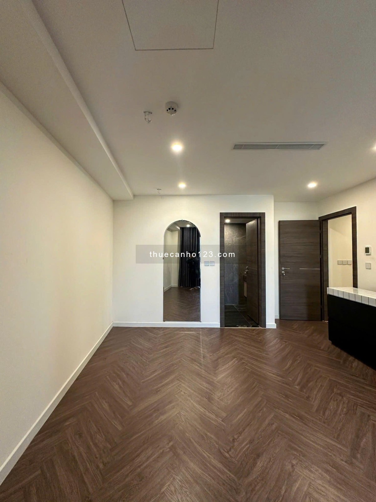 Cho thuê chung cư Screc, Trường Sa Quận 3 - 2PN - ko nội thất giá 13 triệu/th - Ảnh 2