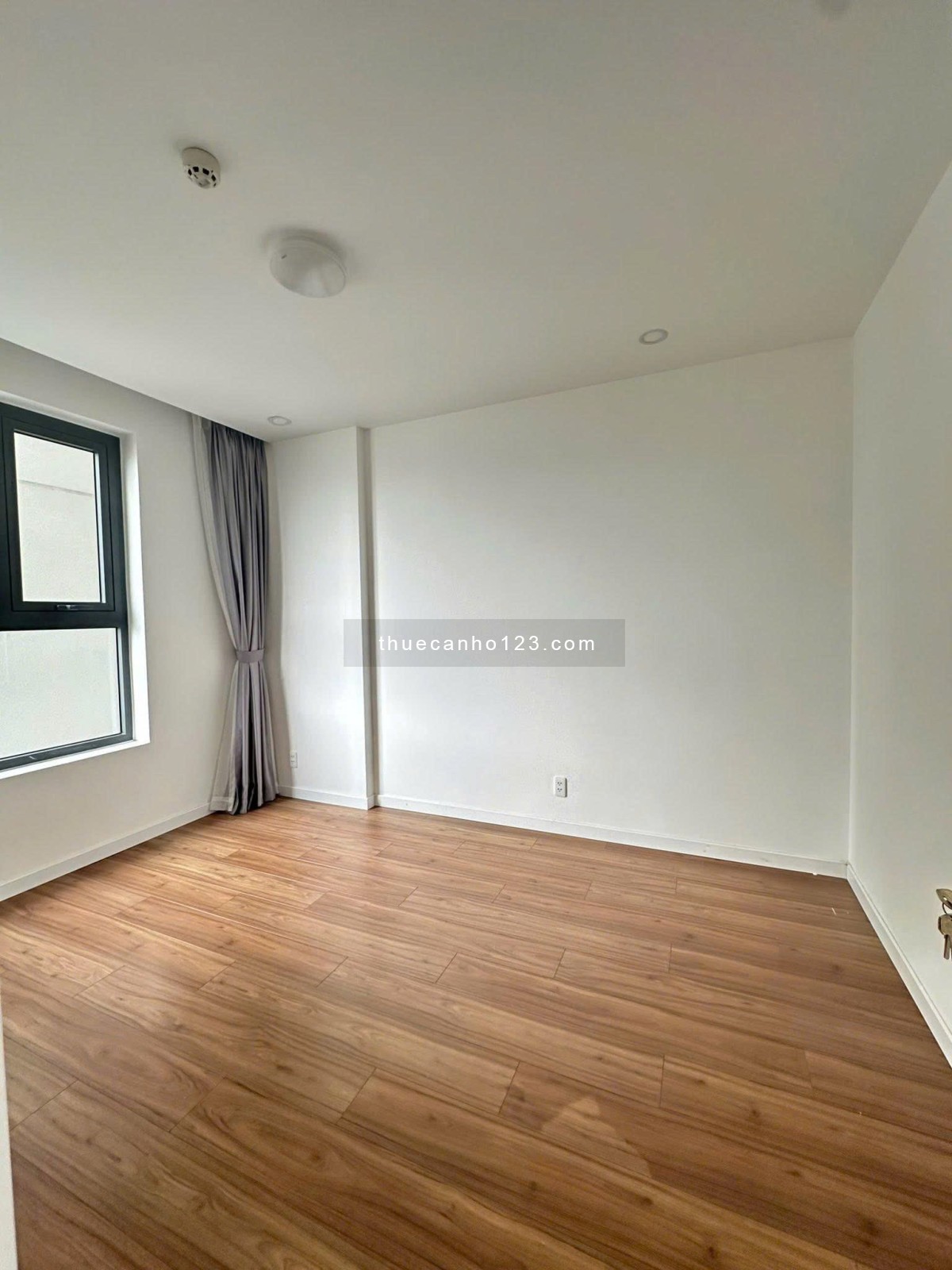 C/c Đặng Văn Ngữ, Phú Nhuận 2PN 80m2 nhà rộng, giá 11 tr/th ko nội thất. - Ảnh 5