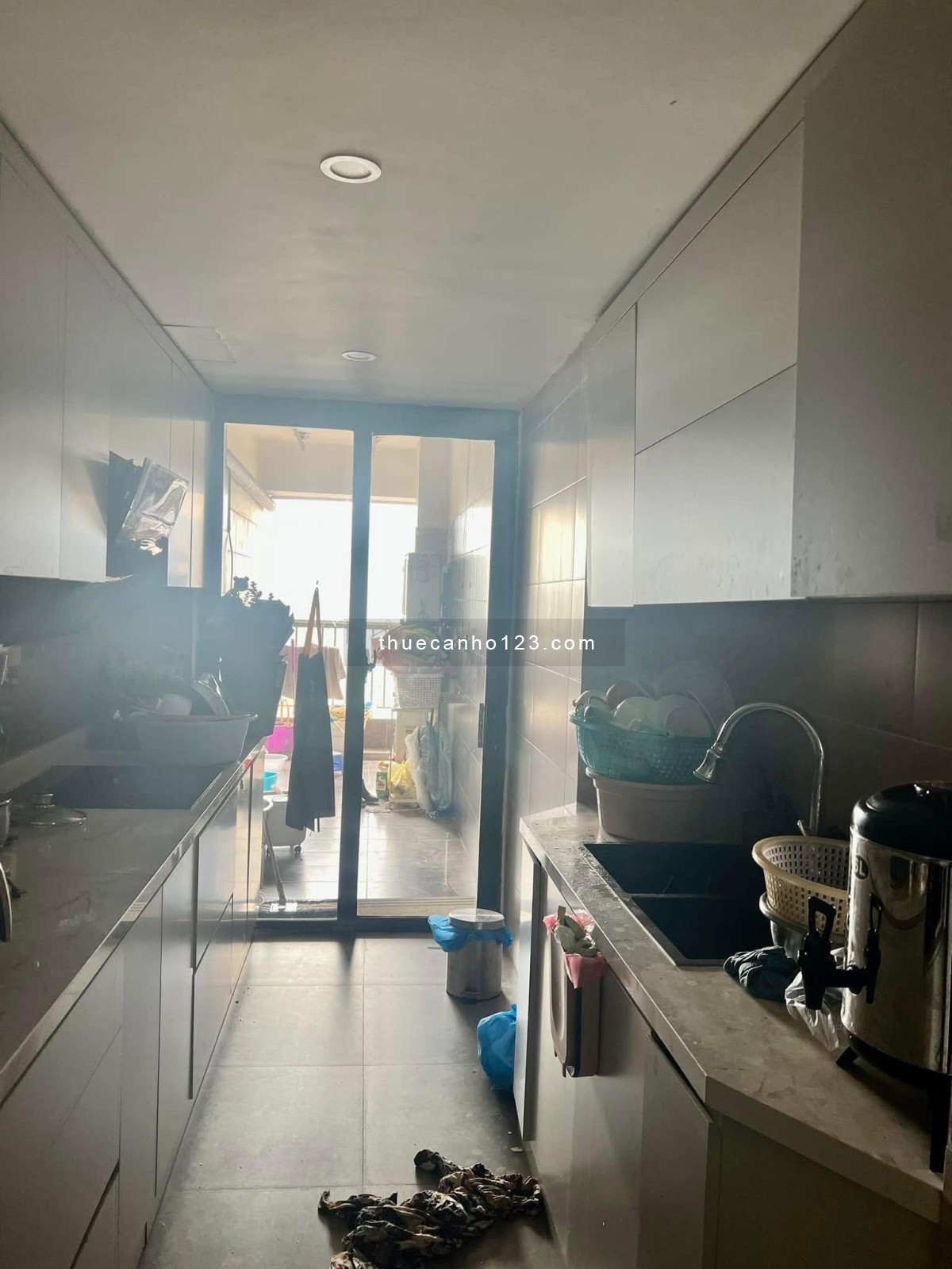 Cho thuê chung cư Oriental Plaza, Âu Cơ- 2PN, nội thất cơ bản giá 11tr/tháng - Ảnh 3