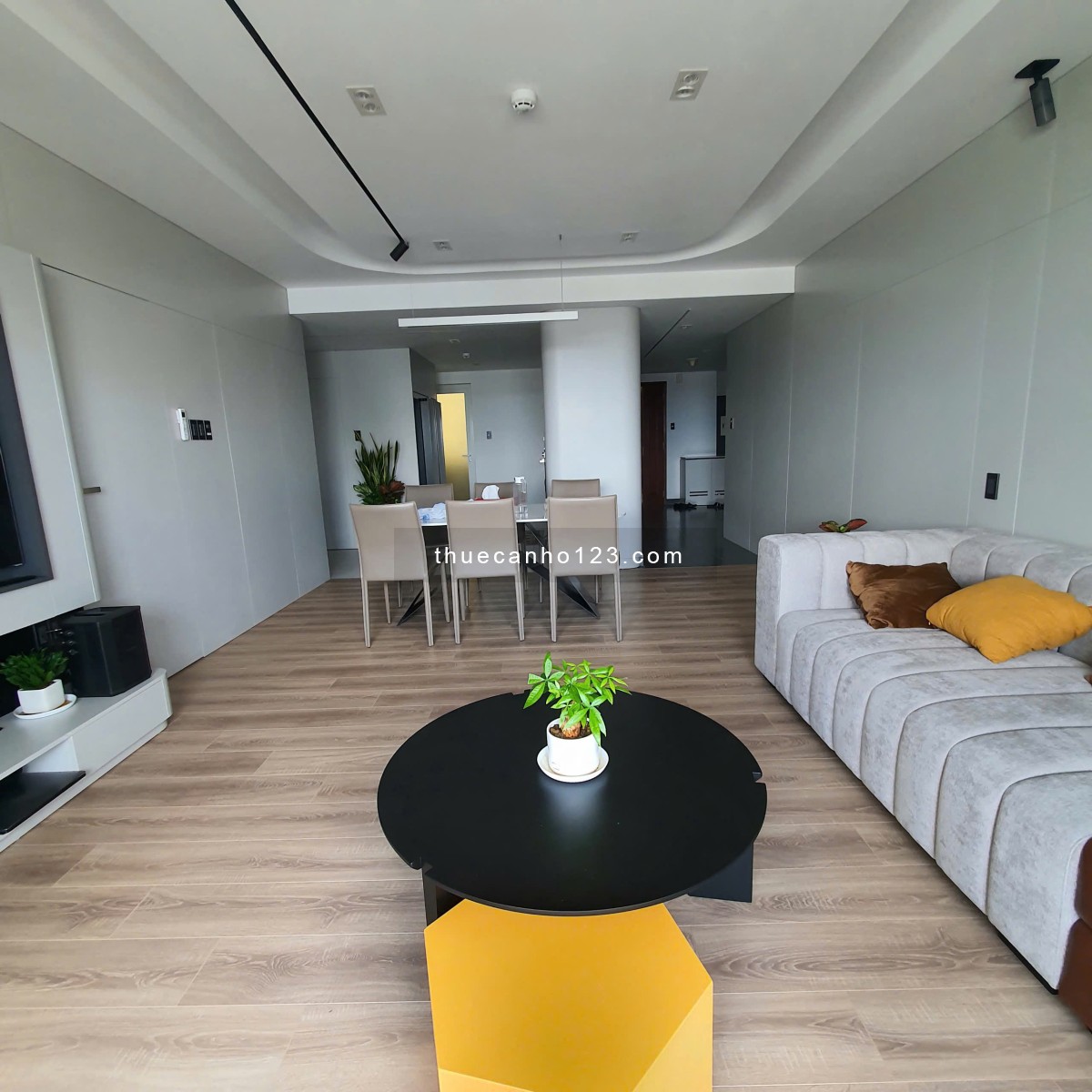 Cần cho thuê căn hộ Hùng Vương Plaza Đ/C 126 Hồng Bàng Phường 12 Quận 5, diện tích 132m2, - Ảnh 2