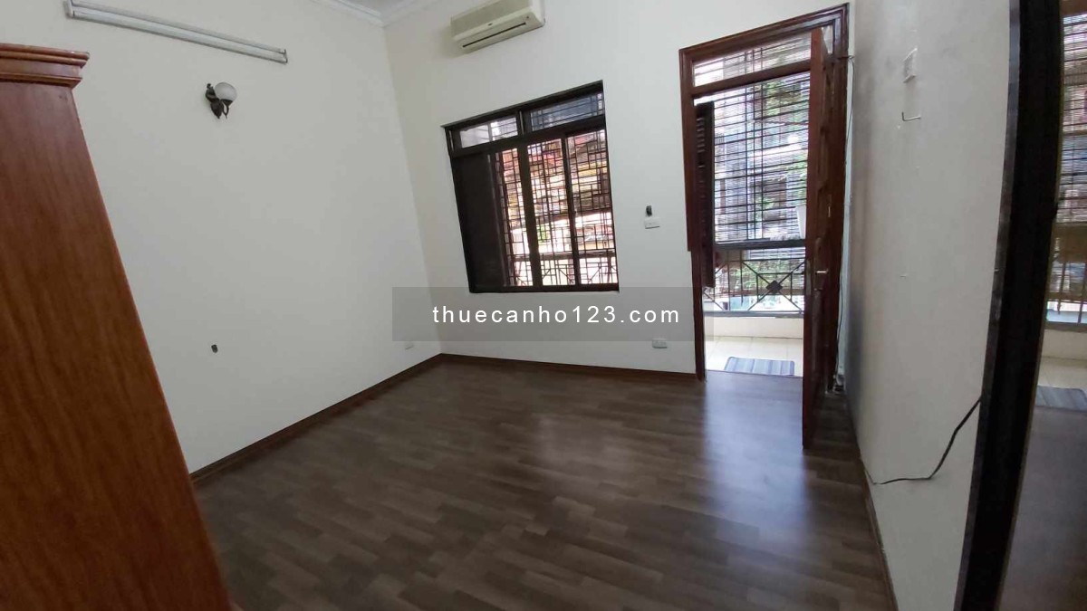 Chính chủ cho thuê căn hộ tập thể tầng 4 - số 5 Trúc Khê, Đống Đa, Hà Nội. - Ảnh 2