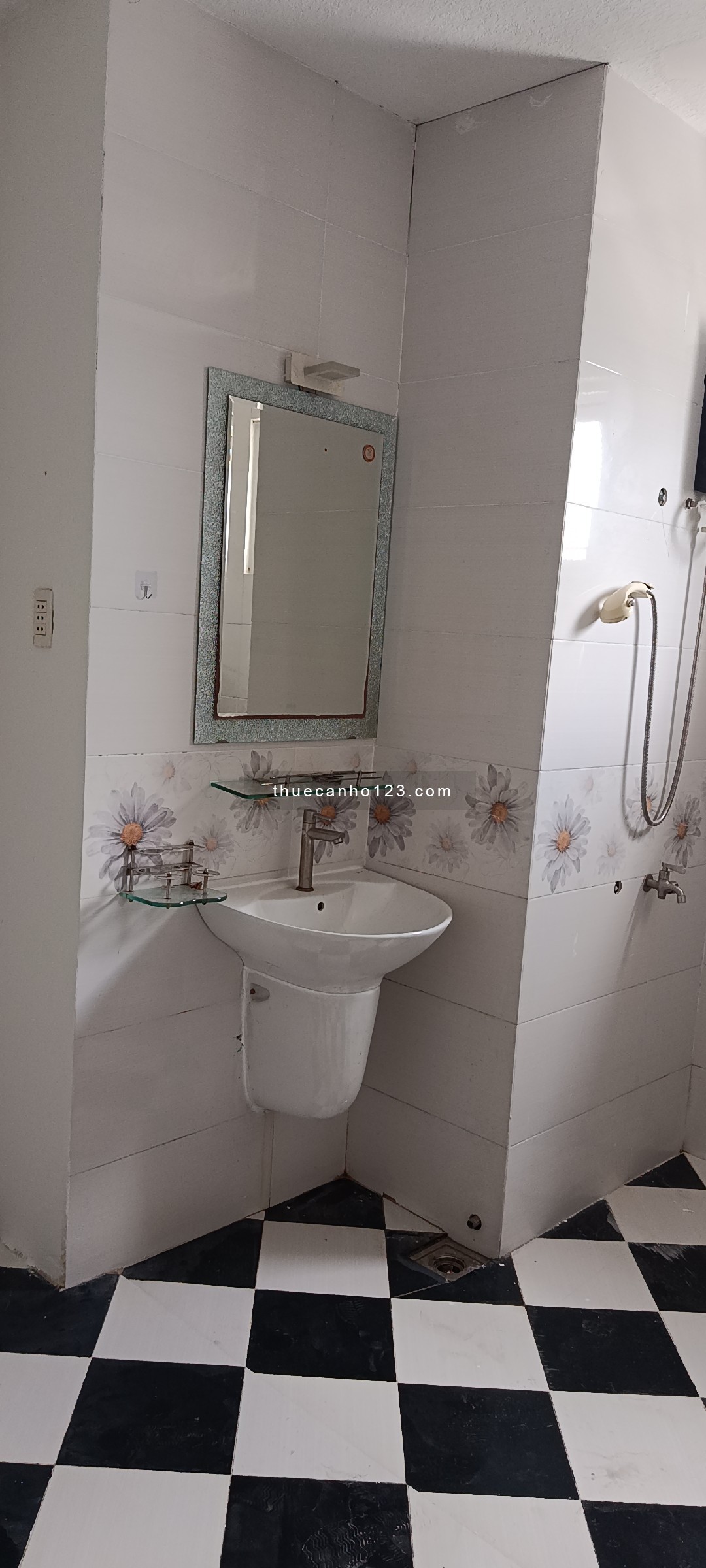 Căn hộ 3 phòng ngủ .1wc.1bếp rẻ 9 triệu - Ảnh 7
