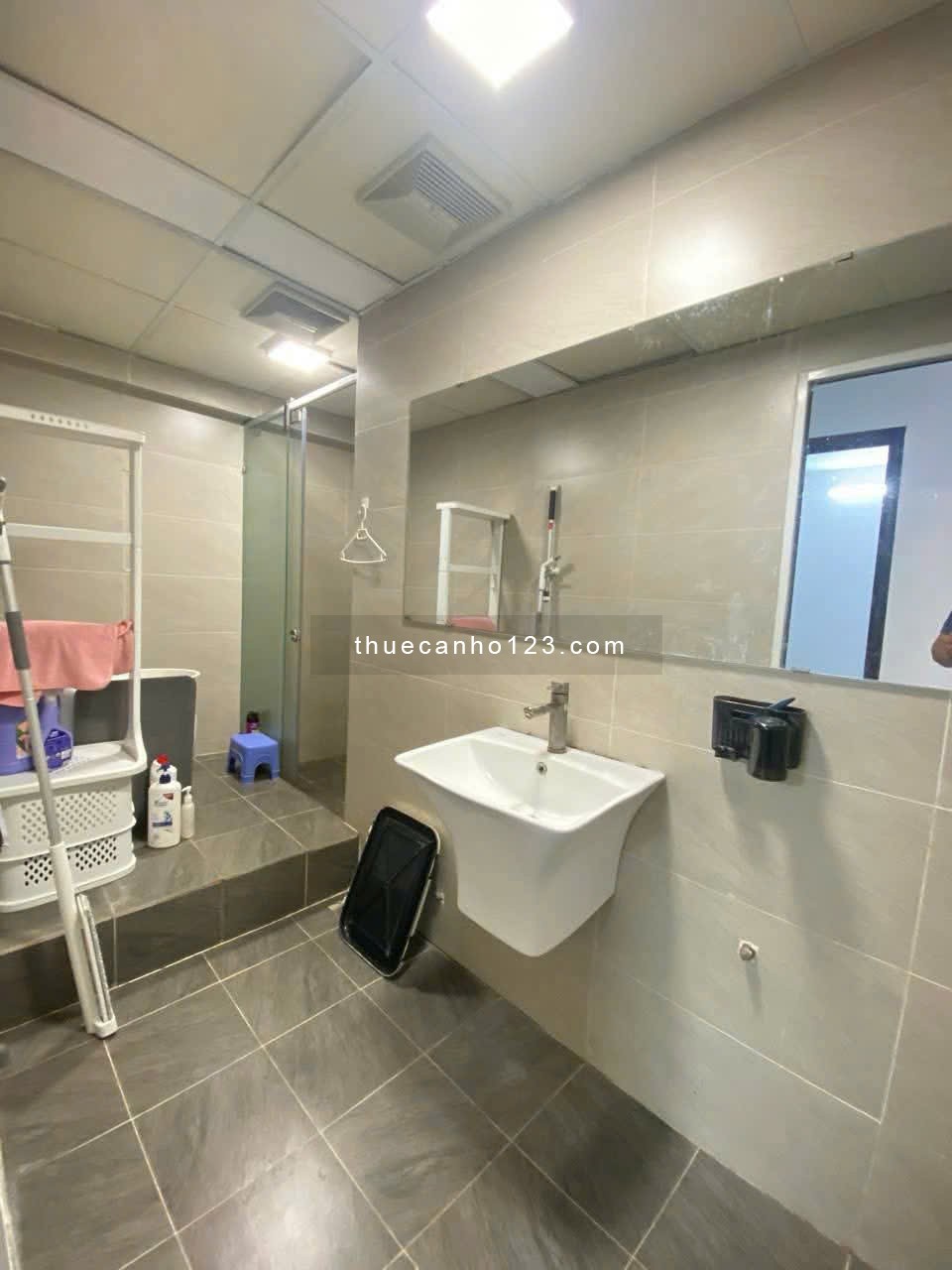 Cho thuê căn hộ chung cư Bigemco 2PN, DT 65m2, giá chỉ 9 triệu/tháng - Ảnh 2