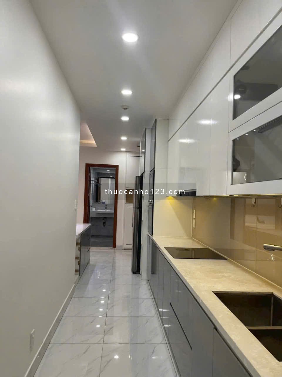 Cho thuê căn chung cư Hùng Vương, DT 92m2, 3PN, đủ nội thất mới tinh, giá chỉ 16,5 triệu - Ảnh 3