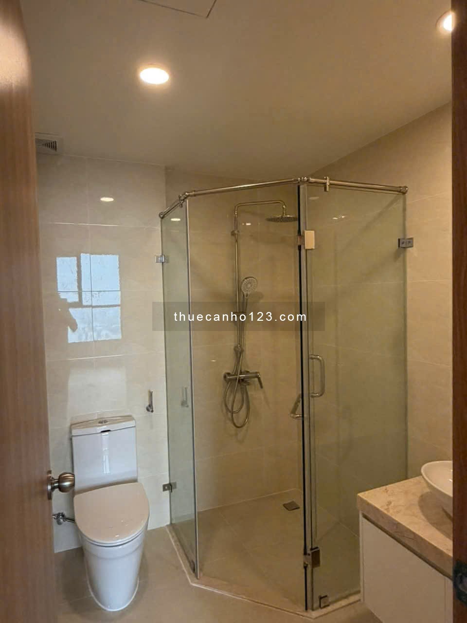 Cho thuê căn hộ 3PN, 108m2, trống nội thất tại chung cư Sacomreal 584 giá 10,5 triệu/tháng - Ảnh 4