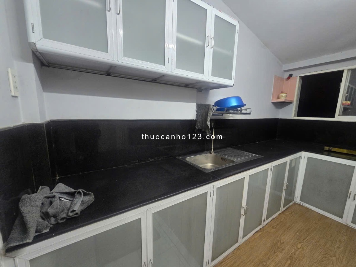 Chung cư Độc Lập-Tân Phú (thang bộ ) 2PN 87m2 Full nội thất giá 7 triệu/th - Ảnh 2