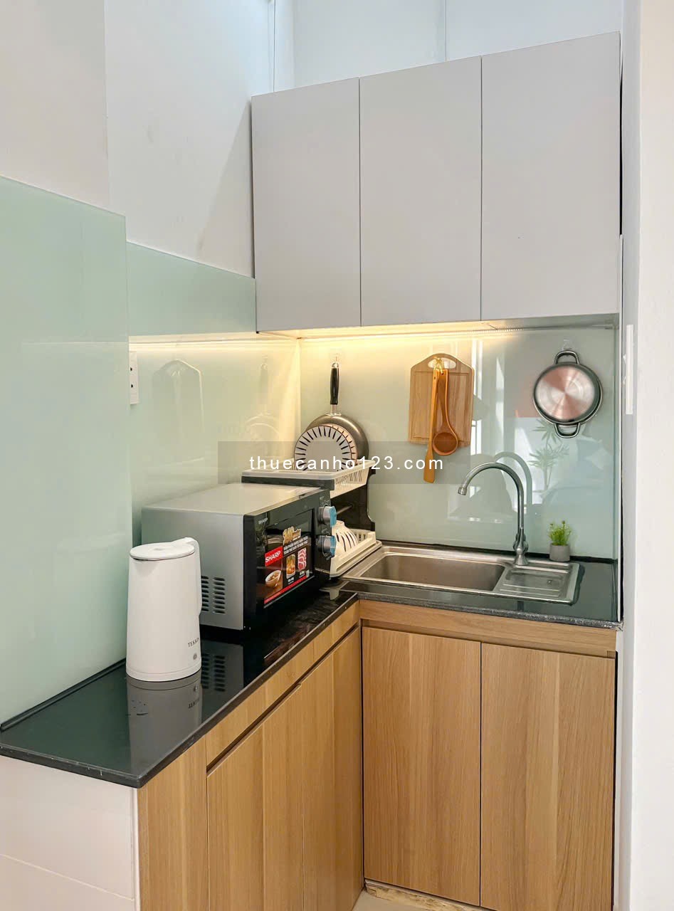 Cho thuê căn hộ mini 25m2, đủ nội thất, có ban công, cửa sổ trời thoáng gió, giá chỉ 8,5 triệu - Ảnh 1