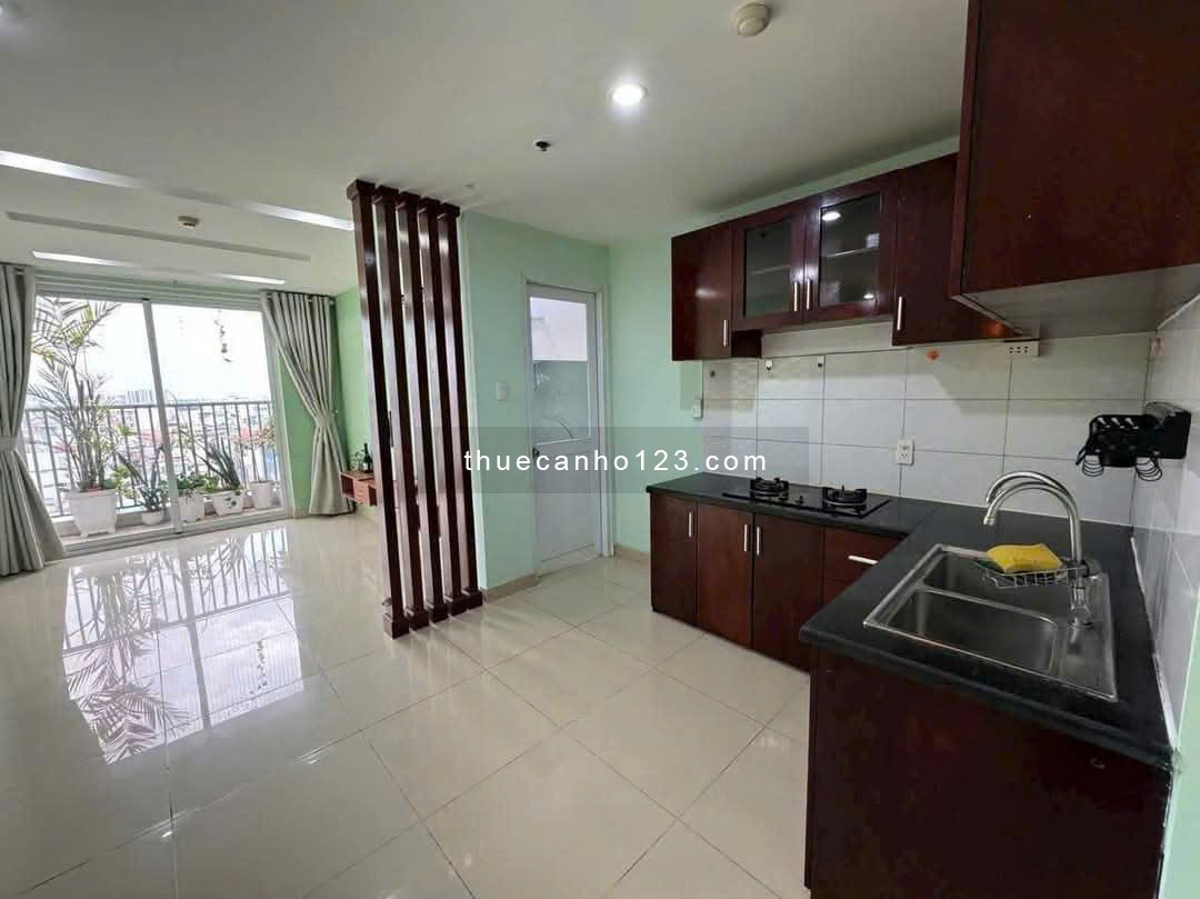 Căn hộ cho thuê tại chung cư Oriental Plaza DT 105m2, 3PN, giá 12 triệu/tháng - Ảnh 1