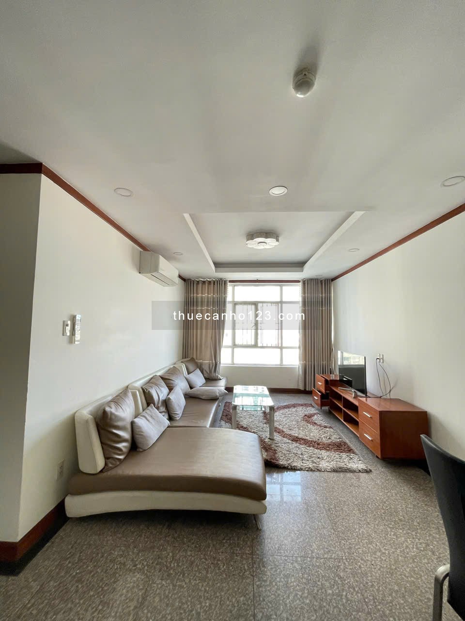 Cho thuê căn hộ 2PN 115m2 full nội thất tại chung cư Chánh Hưng - Giai Việt, giá 14 triệu/tháng - Ảnh 1