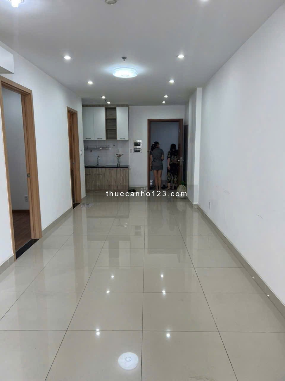 Cho thuê căn hộ Phan Văn Trị DT 75m2, 2PN, có nội thất, máy lạnh, giá 10 triệu/tháng - Ảnh 2