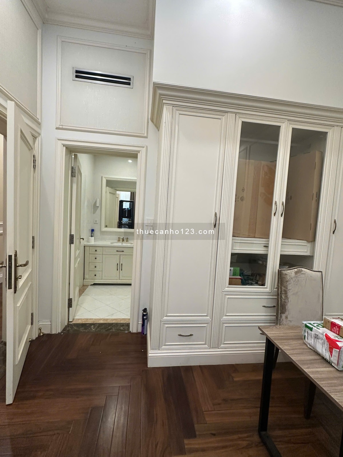 Cho thuê căn hộ Penthouse The Manor, khách vừa ở vừa làm văn phòng đều được giá 46 triệu/tháng - Ảnh 6