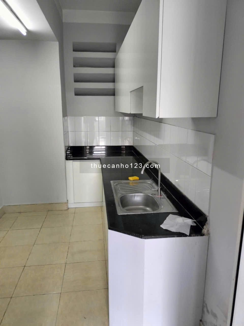 Cho thuê căn hộ chung cư Gia Phát DT 80m2, 2p ngủ, NTCB, giá 10 triệu/tháng - Ảnh 2