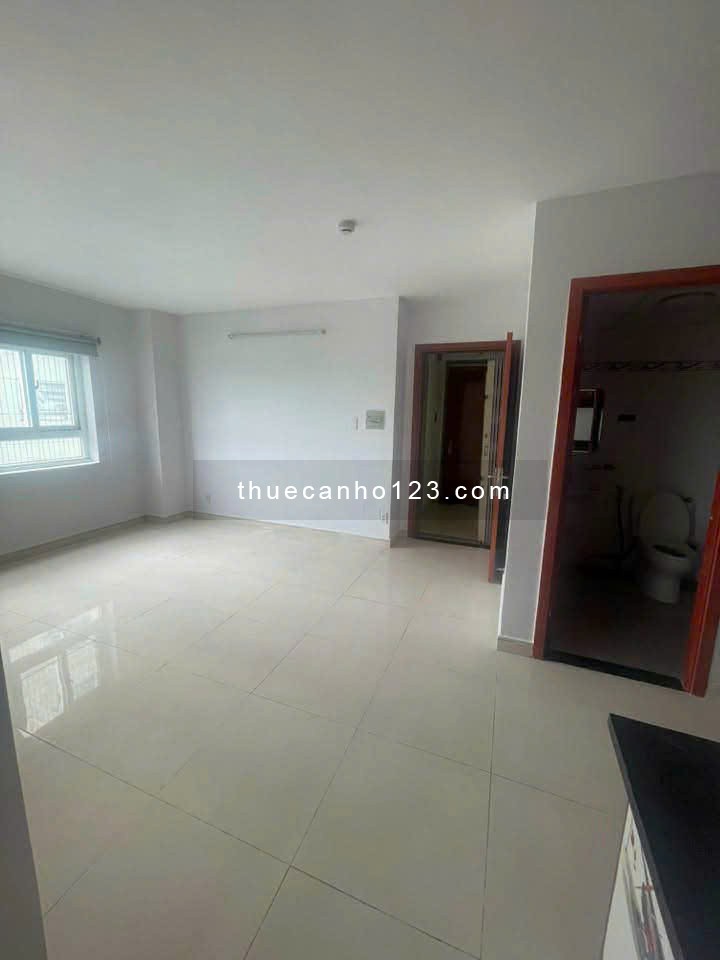 Cho thuê căn hộ DT 80m2, 2PN, đủ NTCB tại Phạm Văn Đồng, giá 10 triệu/tháng - Ảnh 3