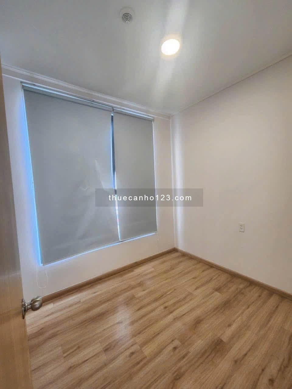 Cho thuê Sacomreal-584 căn hộ 3PN2WC, trống NT, DT 103m2 có ban công, giá 11 triệu - Ảnh 4
