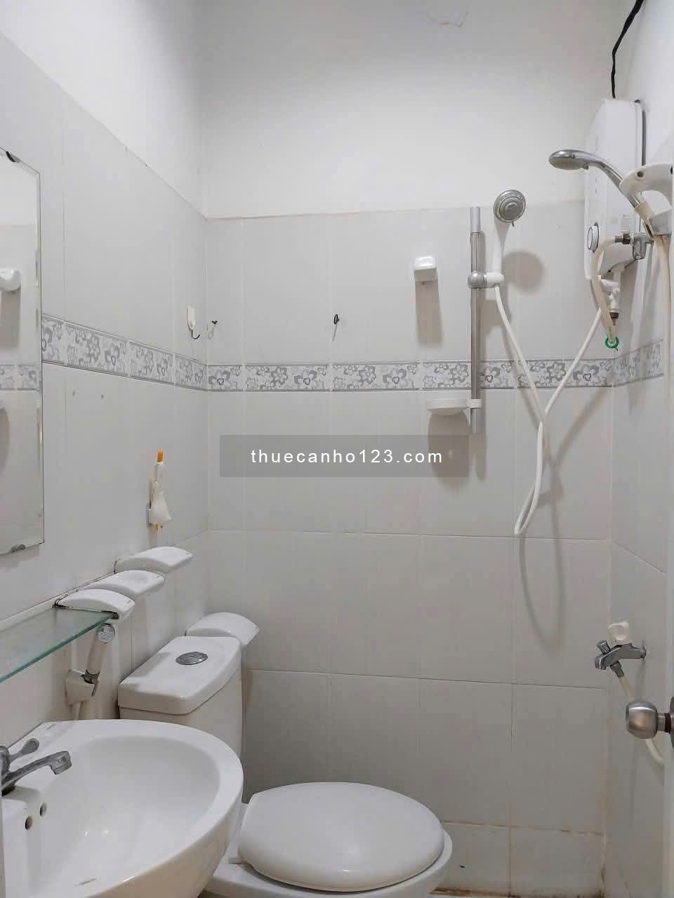 Chung cư 590 Cách Mạng Tháng 8 Quận 3, Giá 10 Tr/th 2PN ko NT 85m2. - Ảnh 6