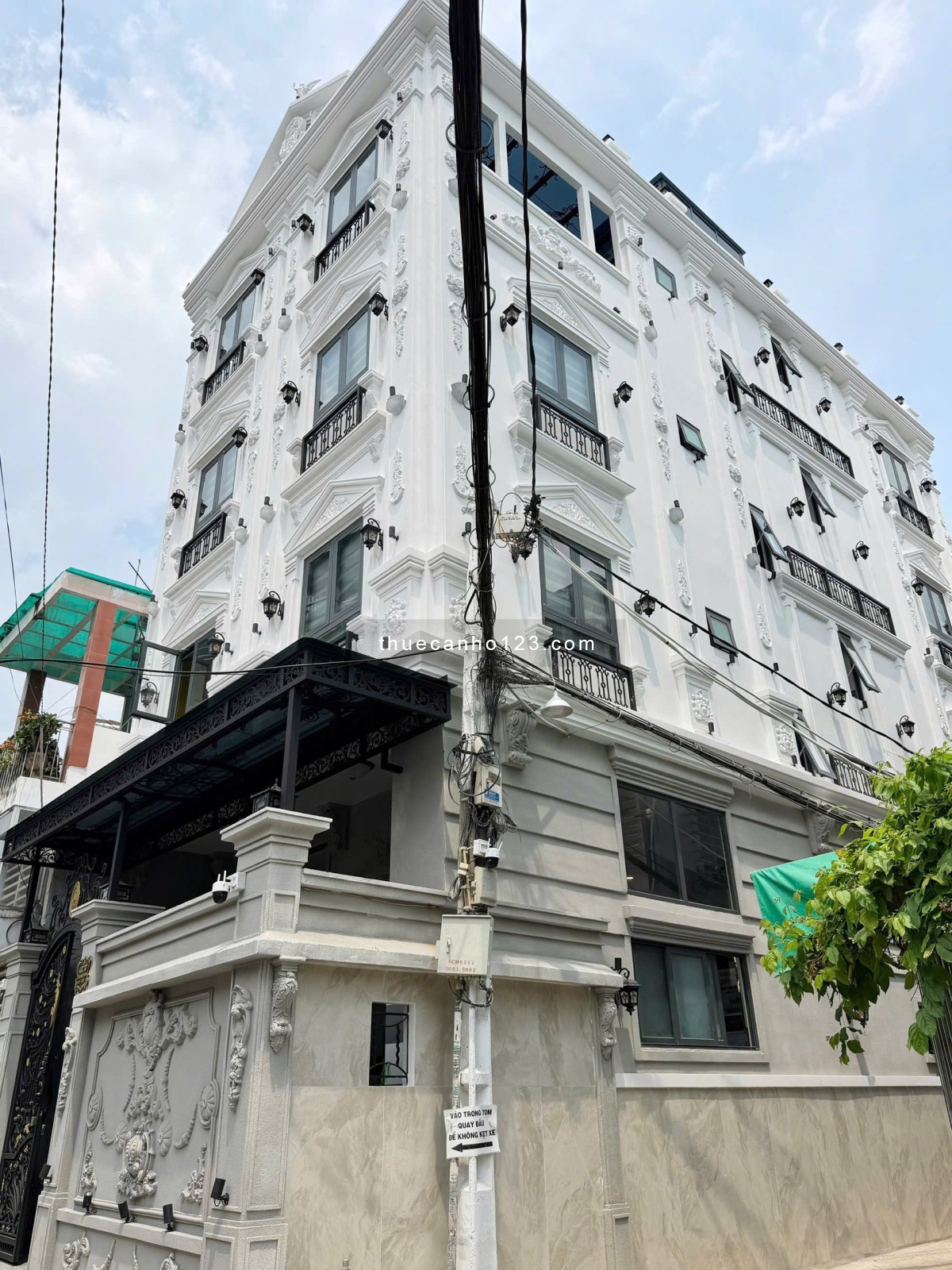 LÊ QUANG ĐỊNH – FULL NỘI THẤT, THANG MÁY & SÂN THƯỢNG - Ảnh 2