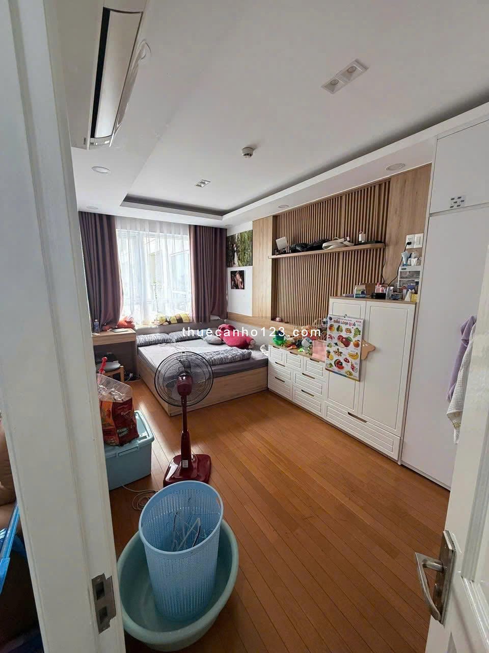 C/c Ruby Garden 2PN, full nội thất, 93m2, có ban công, giá 9.5tr/th - Ảnh 4