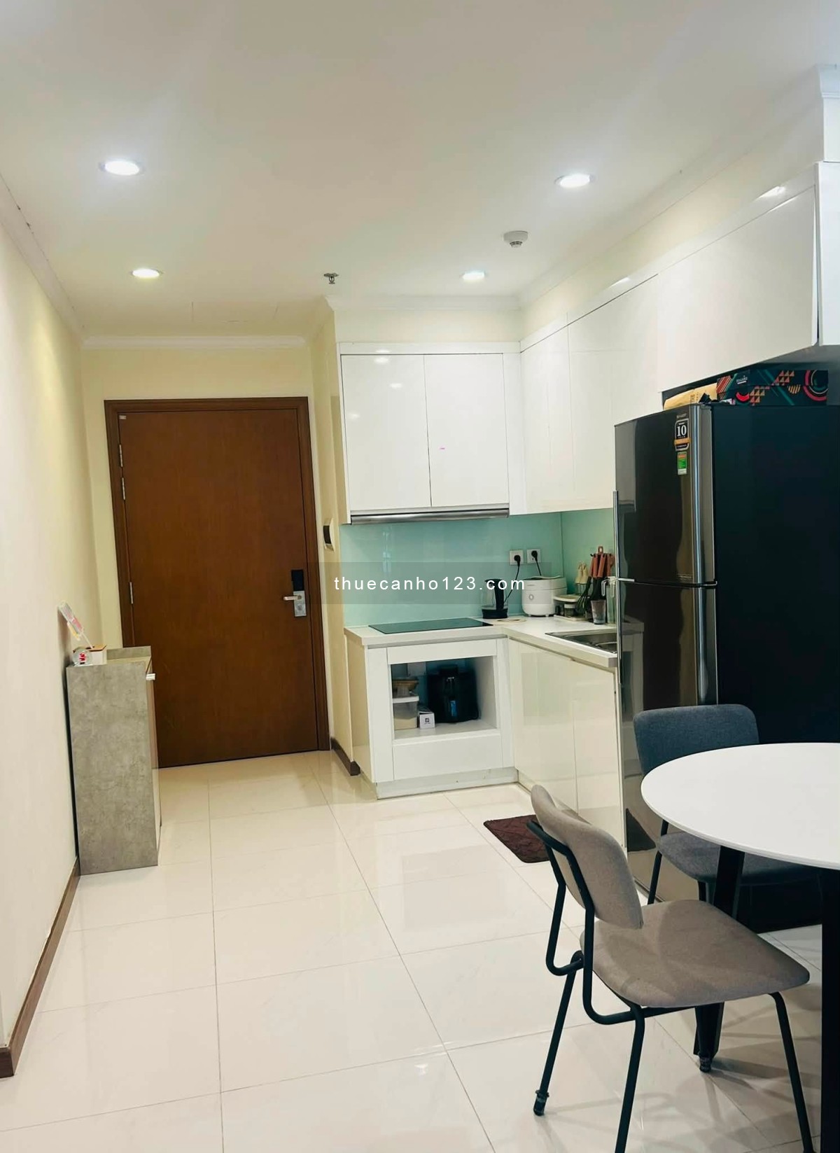 CHO THUÊ CĂN HỘ VINHOMES CENTRAL PARK - 1 PHÒNG NGỦ FULL NỘI THẤT CAO CẤP - Ảnh 5