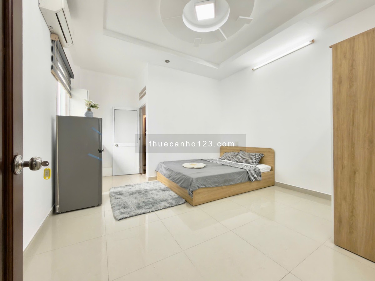 CHO THUÊ CĂN HỘ BAN CÔNG TRẦN HƯNG ĐẠO, QUẬN 1 ĐẦY ĐỦ TIỆN NGHI - Ảnh 1