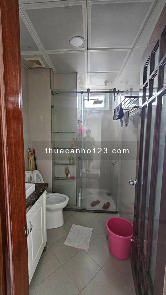 Cho thuê chung cư Thuận Việt căn góc 3PN 117m2, có ban công, giá 14,5 triệu/tháng - Ảnh 4