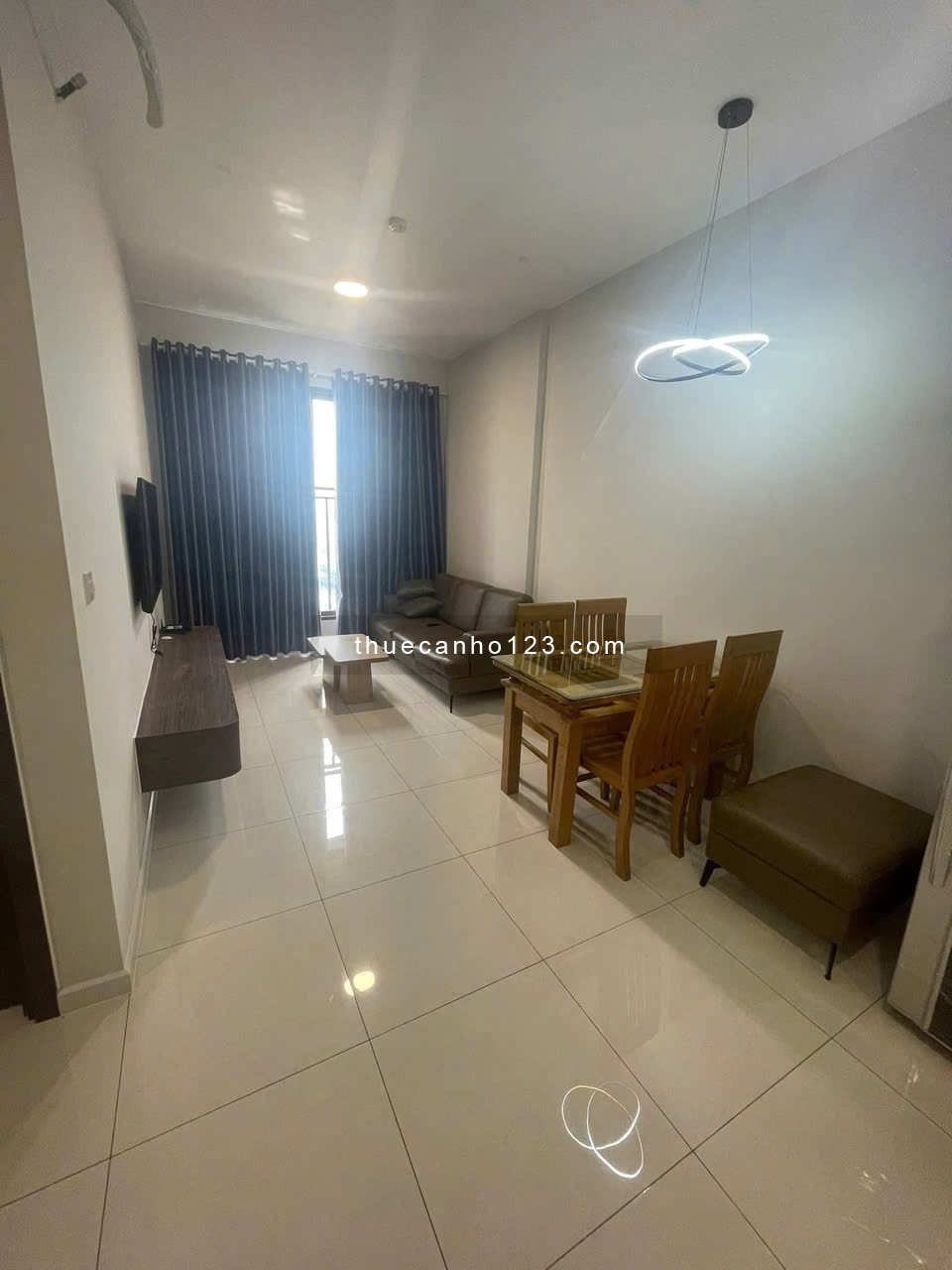 Chung cư Screc, Trường Sa, Q3: 68m2, 2p ngủ, NTCB, 12,5tr/tháng - Ảnh 1