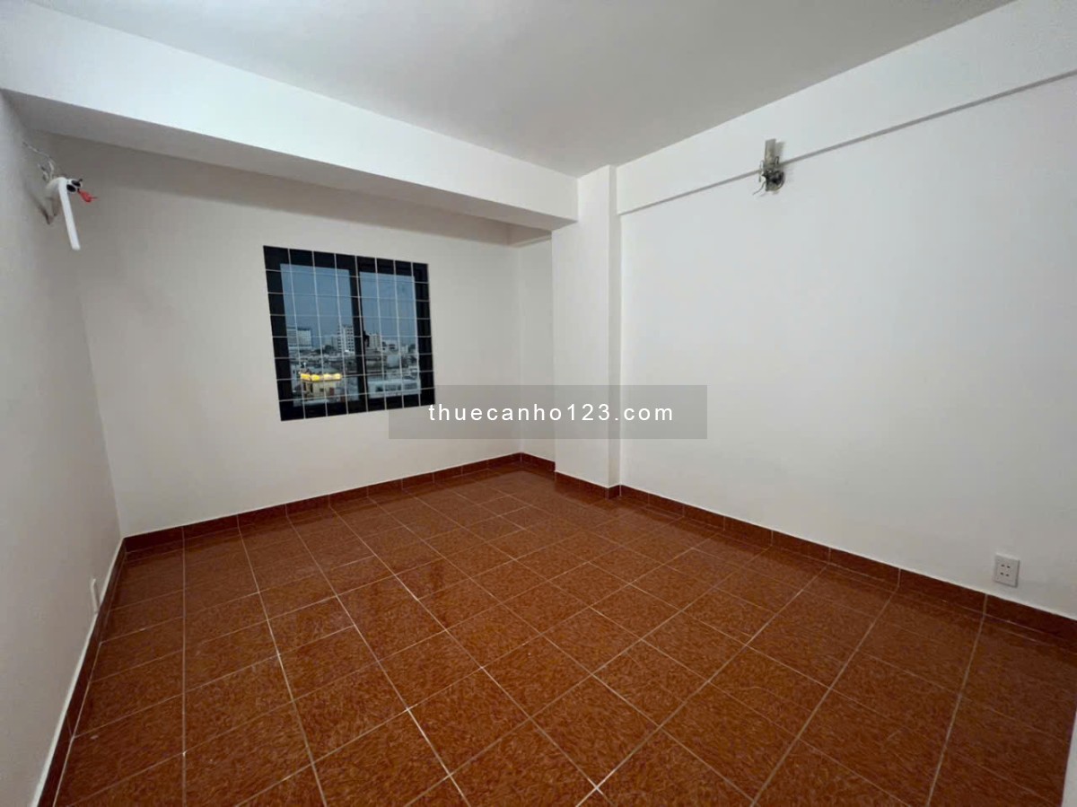 C/c Miếu Nổi- Vũ Huy Tấn căn 58m2- 2p ngủ, NTCB giá 10tr/tháng - Ảnh 1