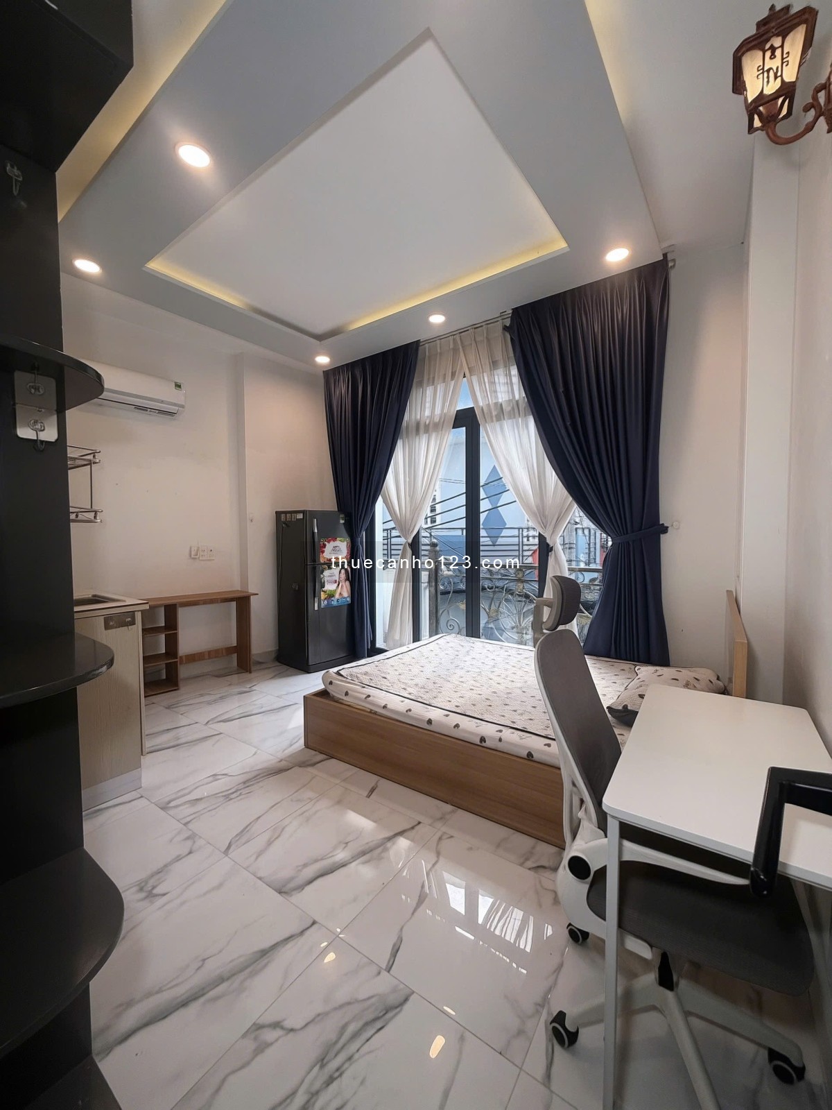 PHAN XÍCH LONG | BAN CÔNG + CỬA SỔ – PHÒNG ĐÓN NẮNG - Ảnh 2