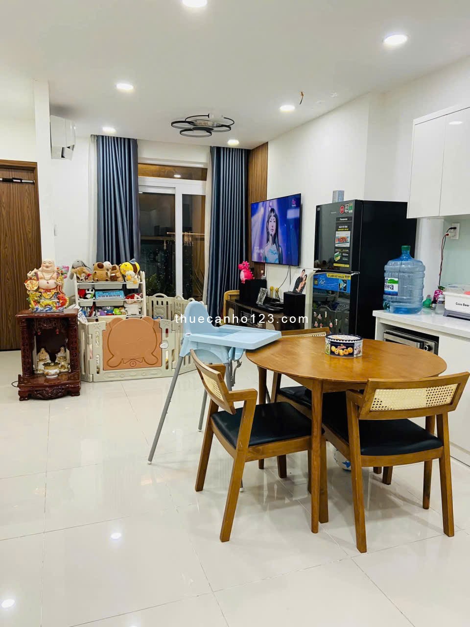 Cho thuê chung cư Western Capital căn 2p ngủ, full NT mới, 12tr/tháng - Ảnh 1