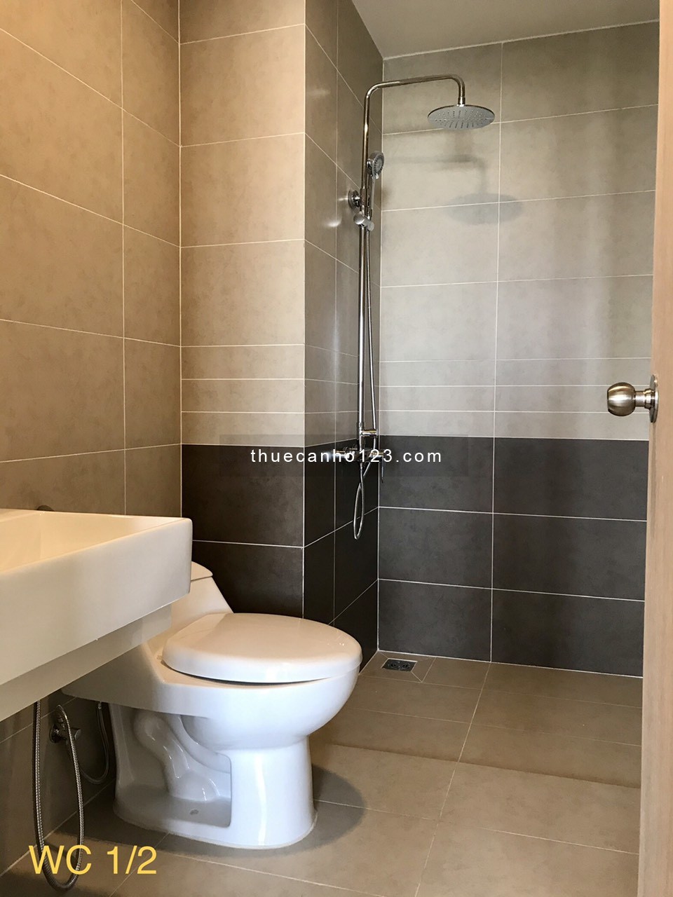 CHO THUÊ HÀNG HIẾM CĂN HỘ 2PN NTCB – THE SUN AVENUE - Ảnh 8
